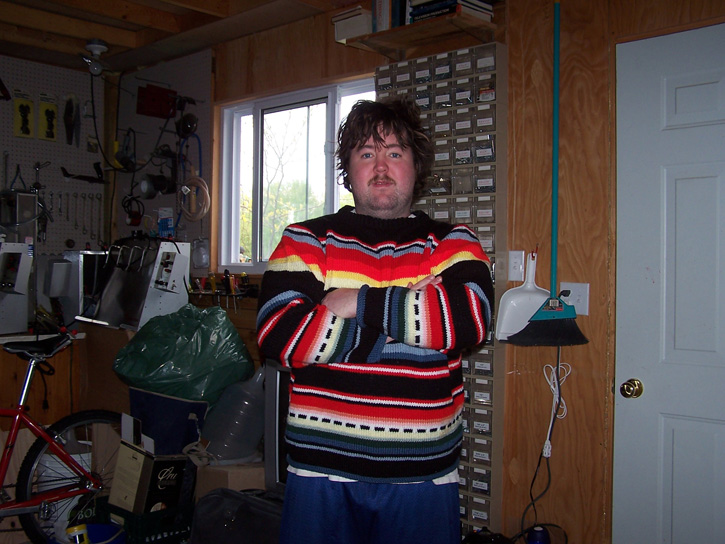 Burton Cummings is ghey.